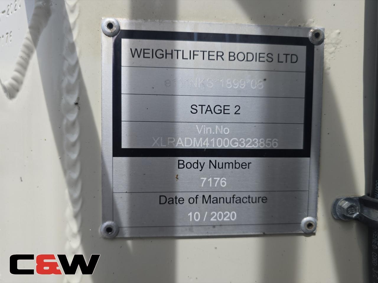 Vehicle image 10
